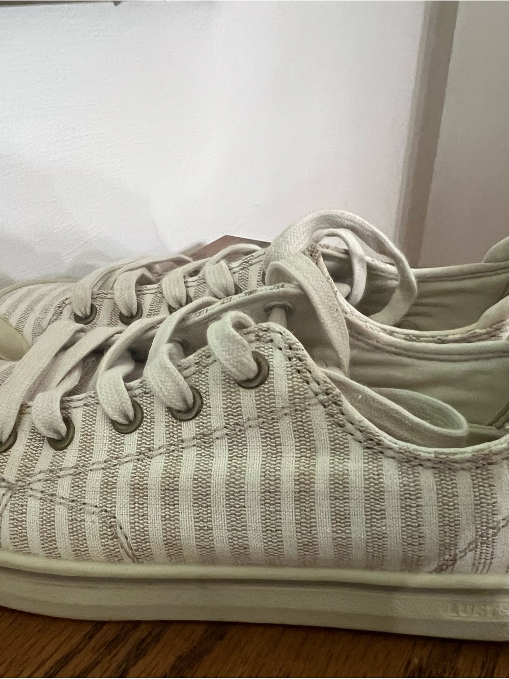 Keen Women's Light Beige Stripe Sneakers